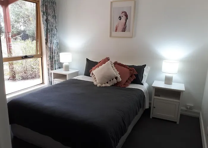 Roshnier Apartment